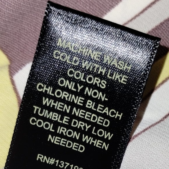 House of Harlow 1960 silky soft wrap dress,like new size M - Picture 7 of 11